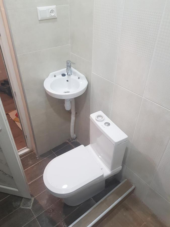 טביליסי Solo Budget Apartment מראה חיצוני תמונה