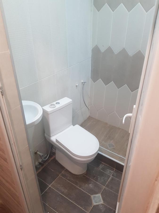 טביליסי Solo Budget Apartment מראה חיצוני תמונה