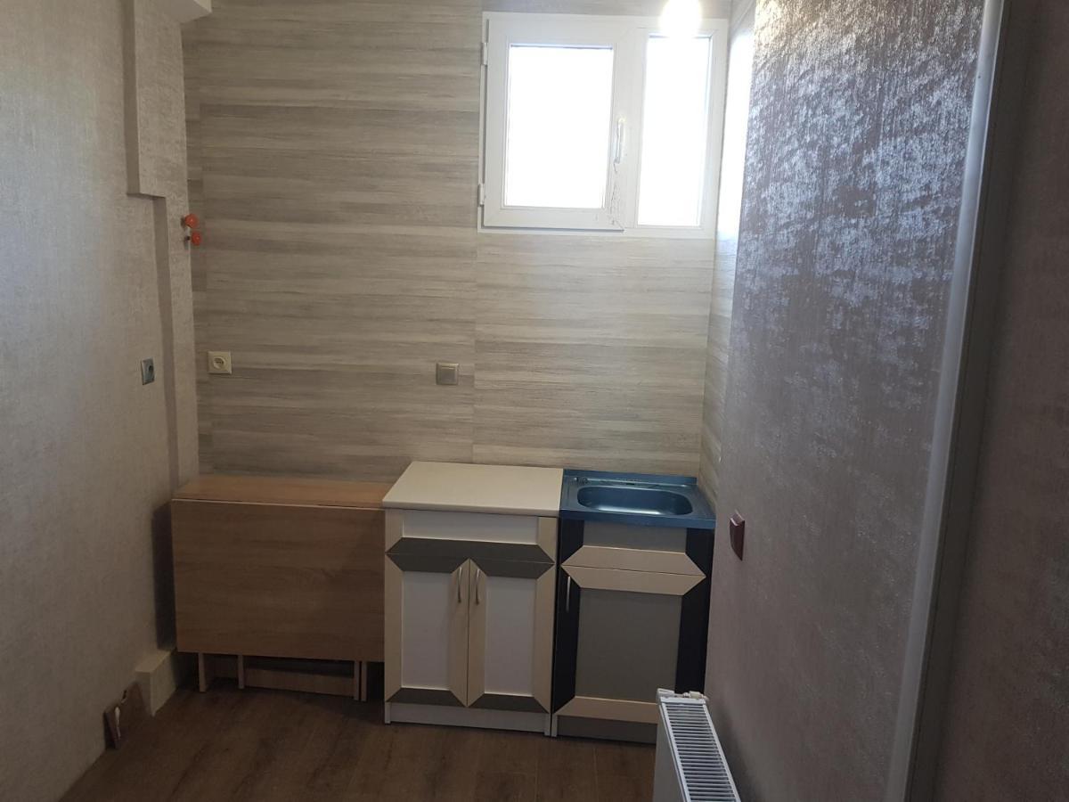 טביליסי Solo Budget Apartment מראה חיצוני תמונה